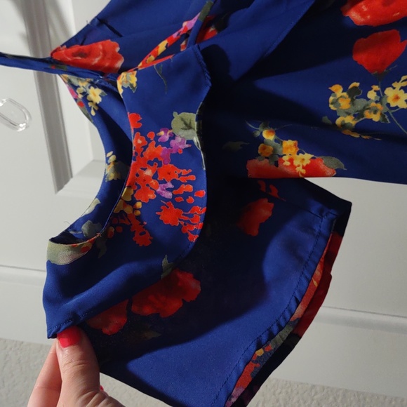 Heidi Cold Shoulder Ruffle Top - Picture 2 of 4